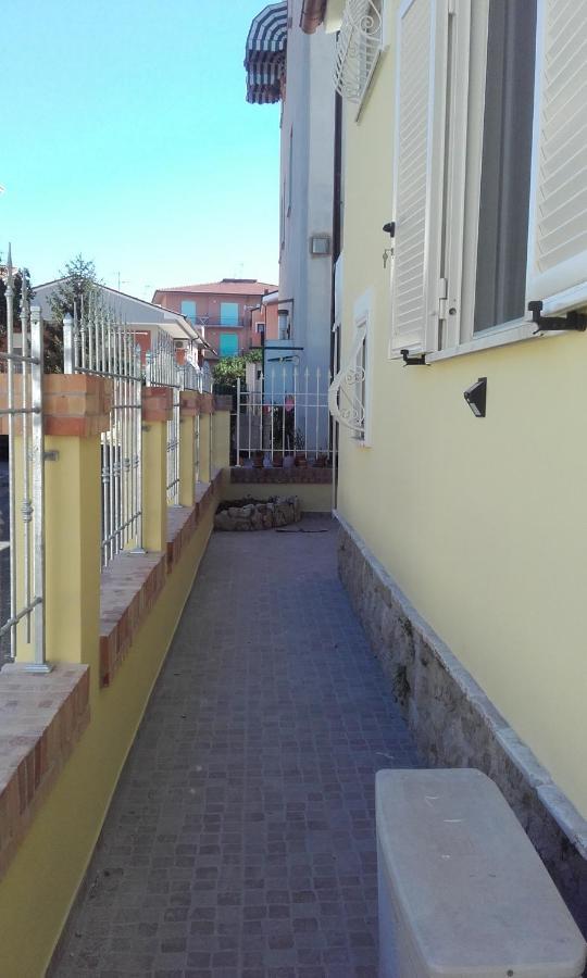 B&B A Casa Di Antonella Scauri  Exterior photo